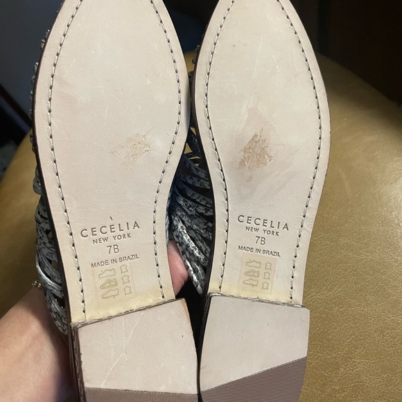 Cecelia New York Gloria Mules Sandals Shoes Low Heel Metallic Silver Leather 7 - Picture 9 of 10